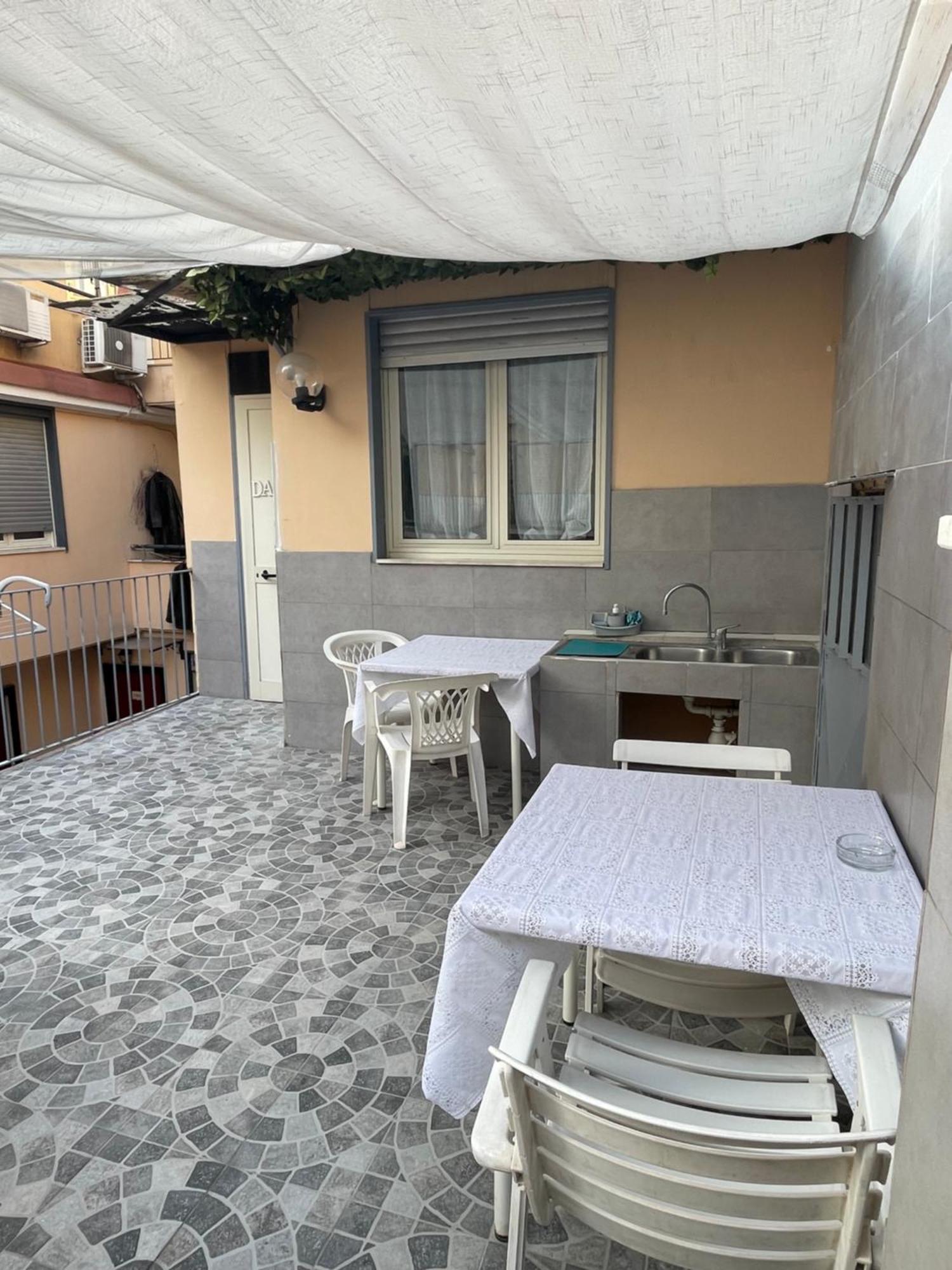 Daroda Guest House Napoli Exterior foto